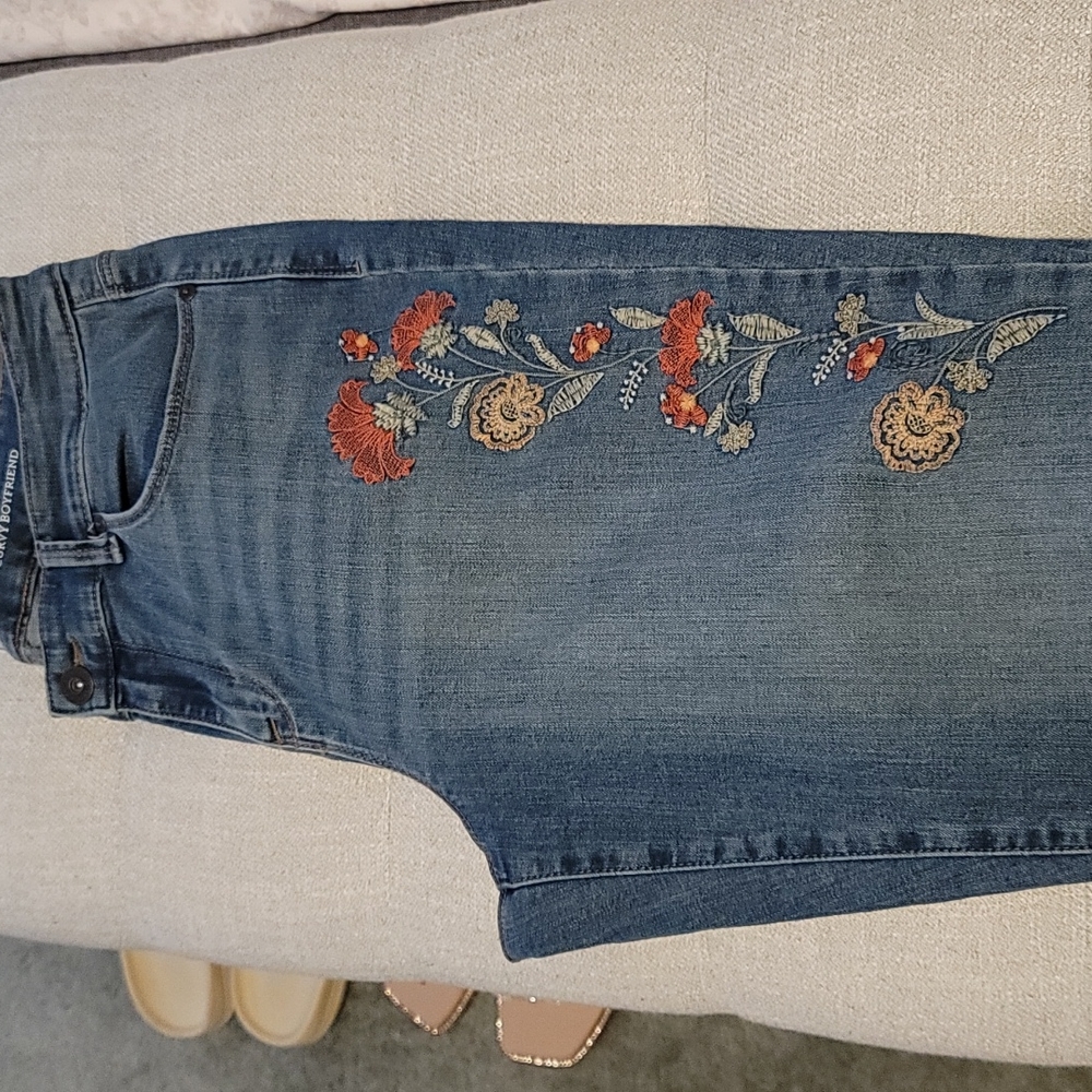 Style and Co size 10 cropped jean